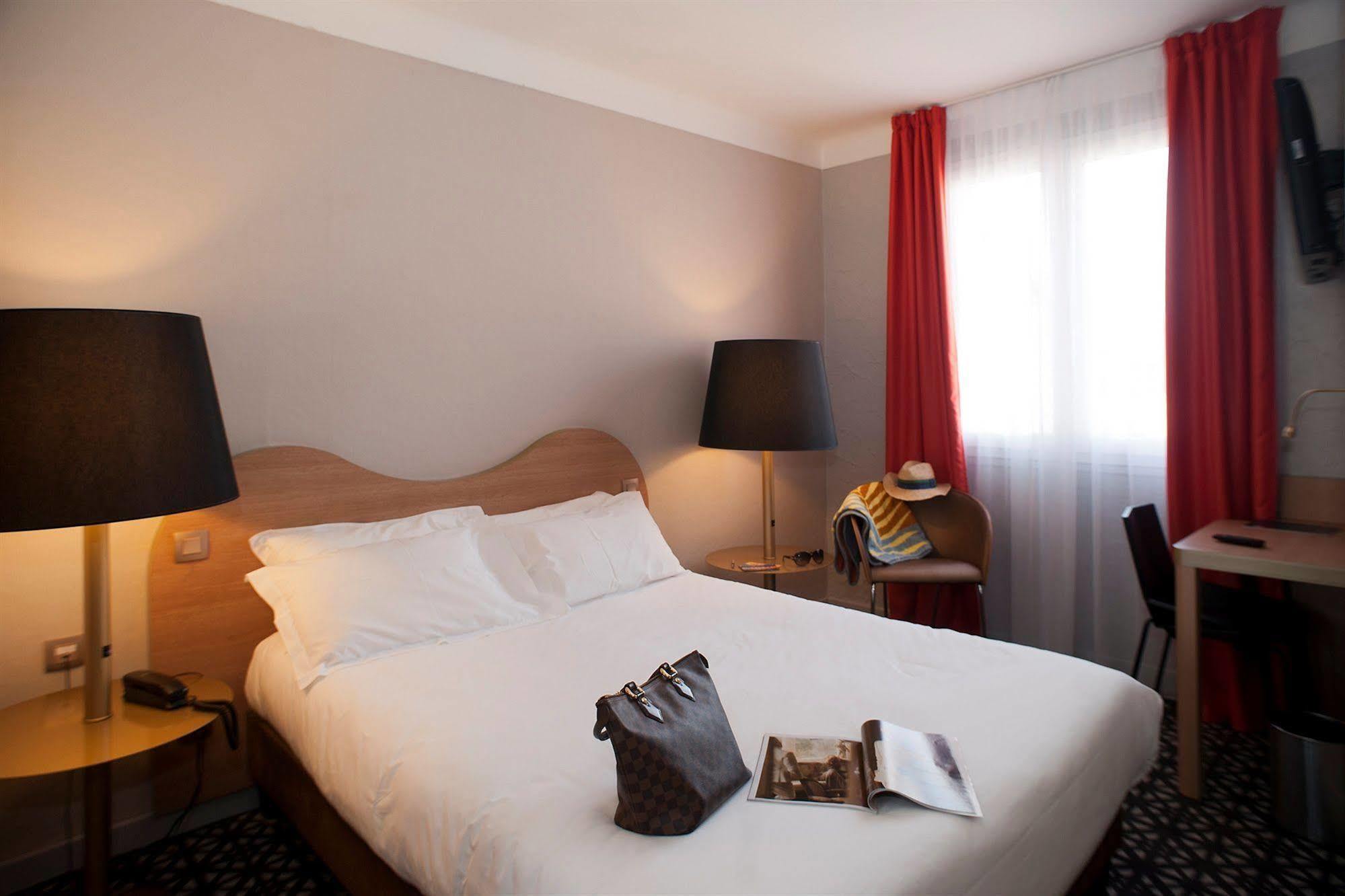 ארגלס-סור-מר Hotel Beau Rivage מראה חיצוני תמונה
